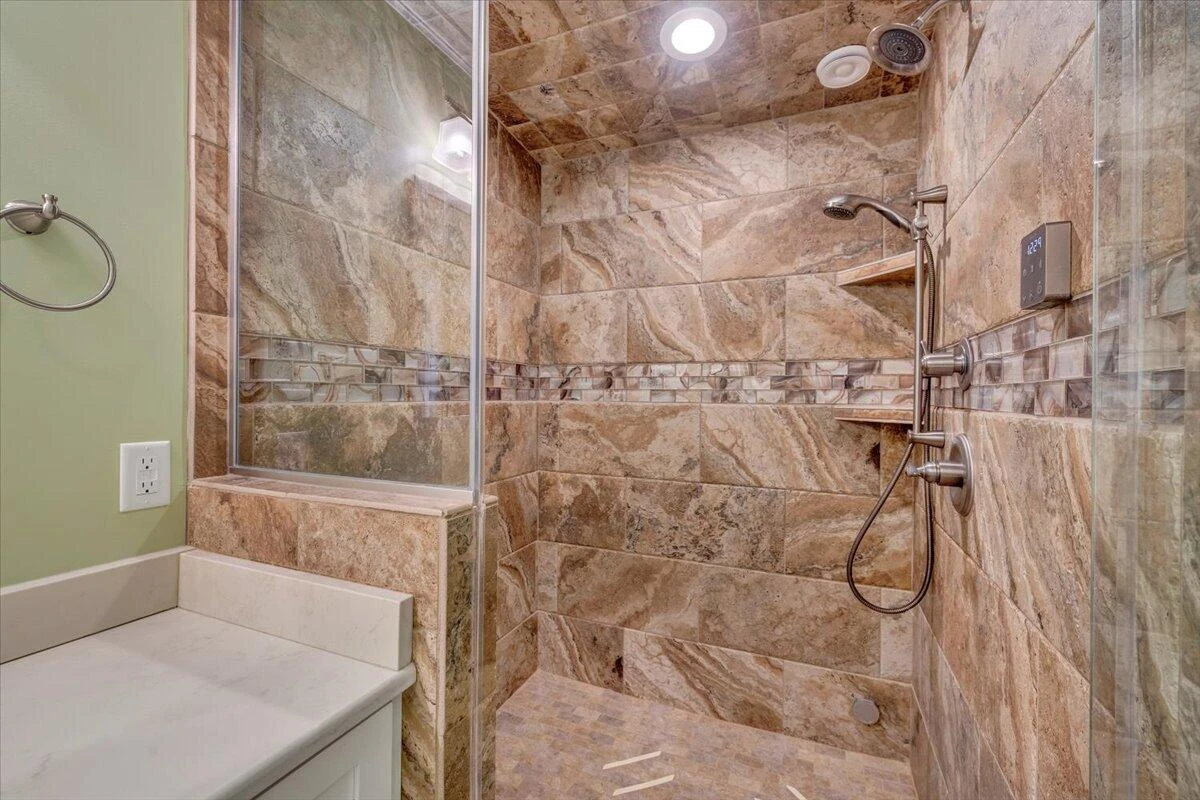 1505 Meadowview LN - Photo 52