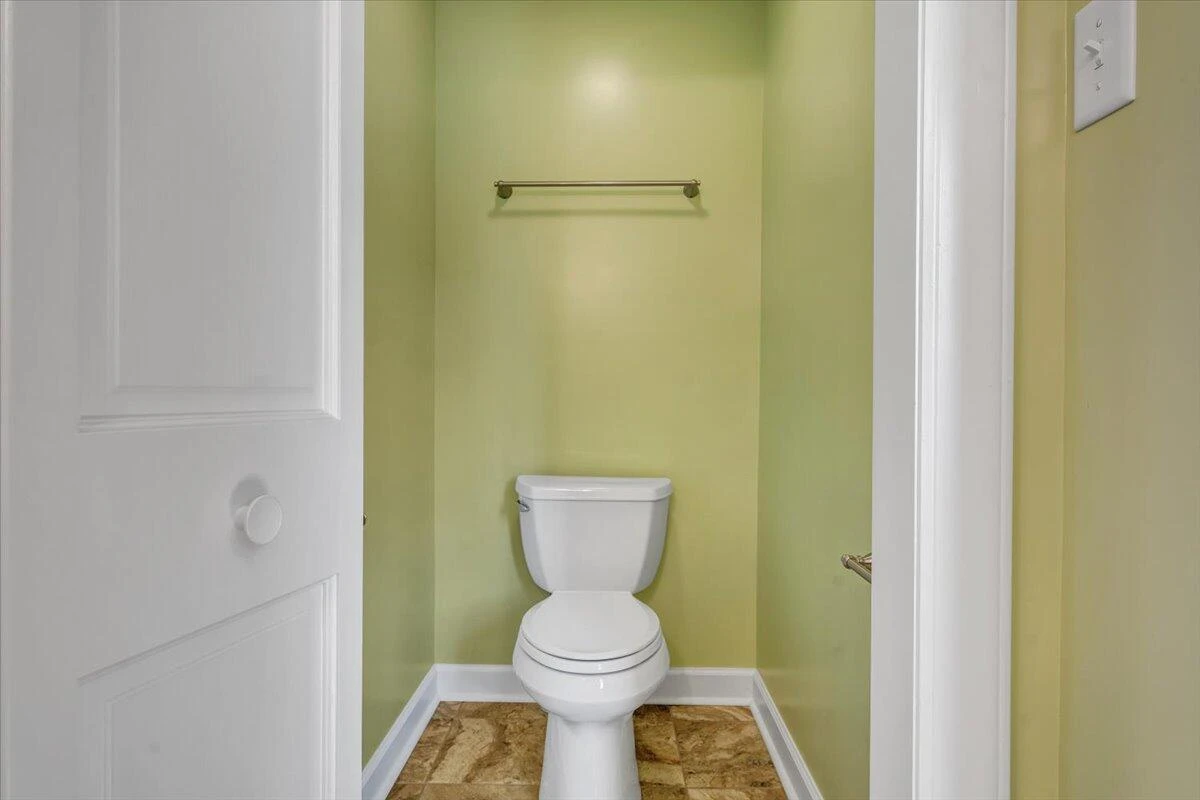 1505 Meadowview LN - Photo 53
