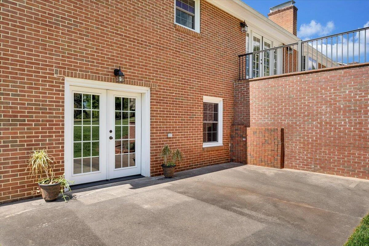 1505 Meadowview LN - Photo 62