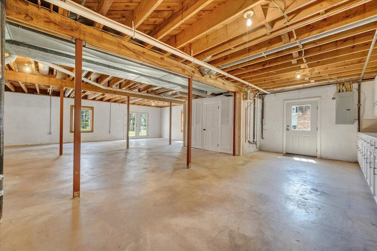 1505 Meadowview LN - Photo 64