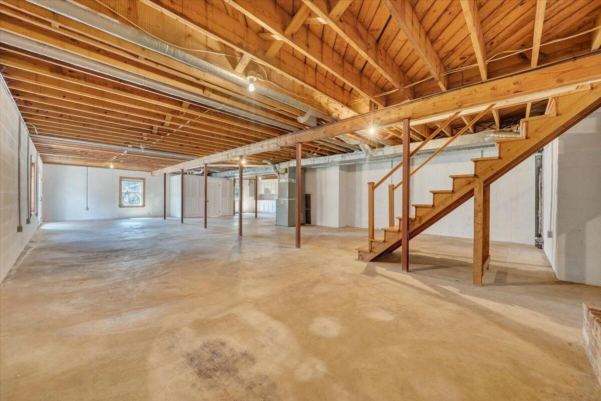 1505 Meadowview LN - Photo 68