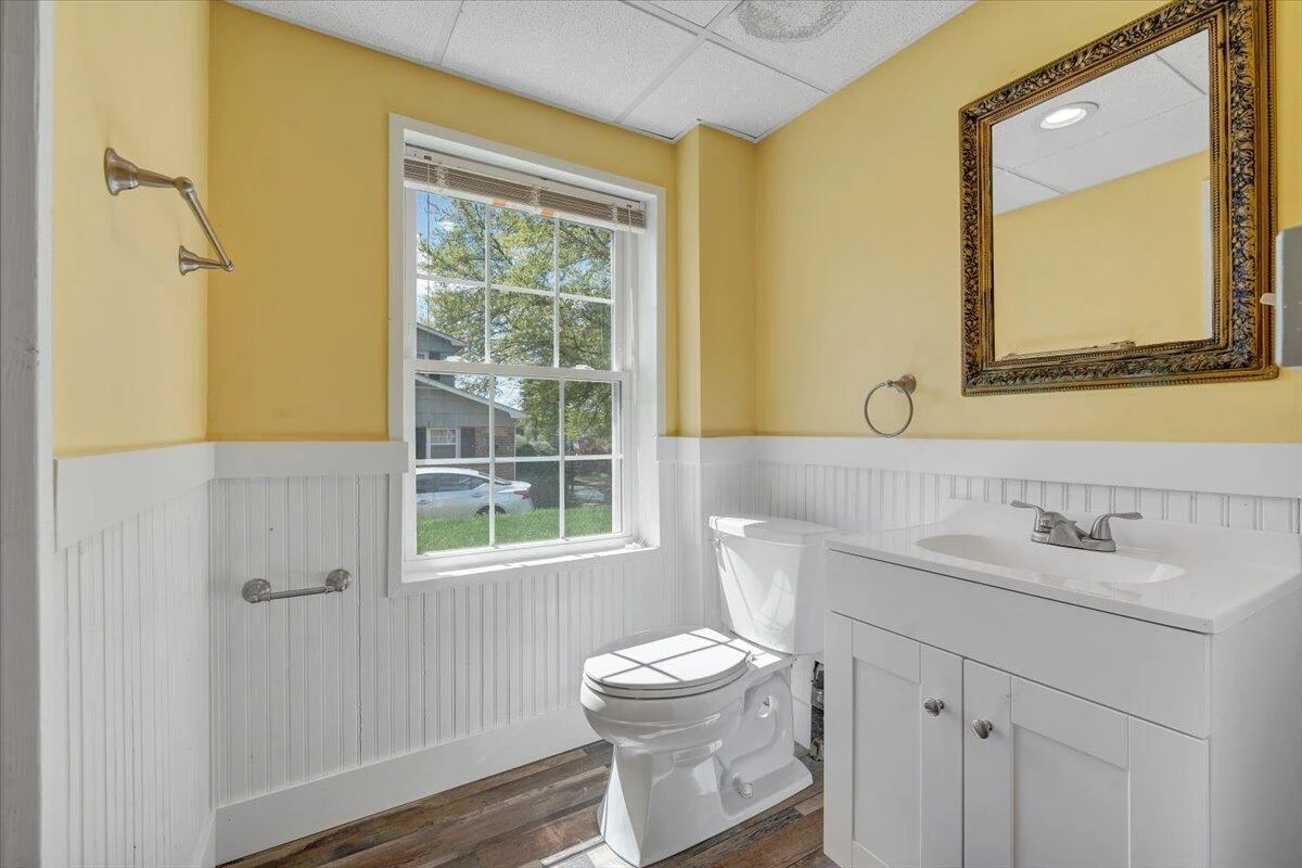 1505 Meadowview LN - Photo 72