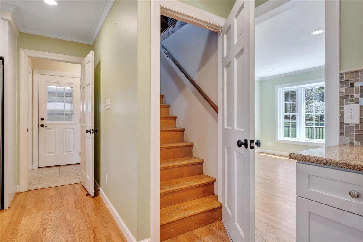 1505 Meadowview LN - Photo 87