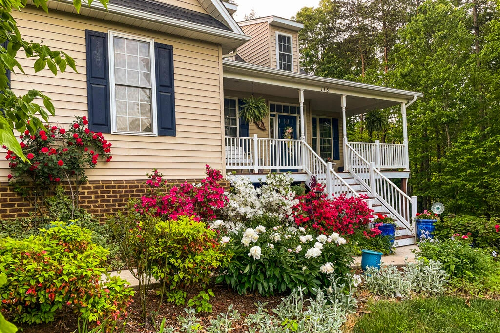 115 Armistead LN - Photo 4