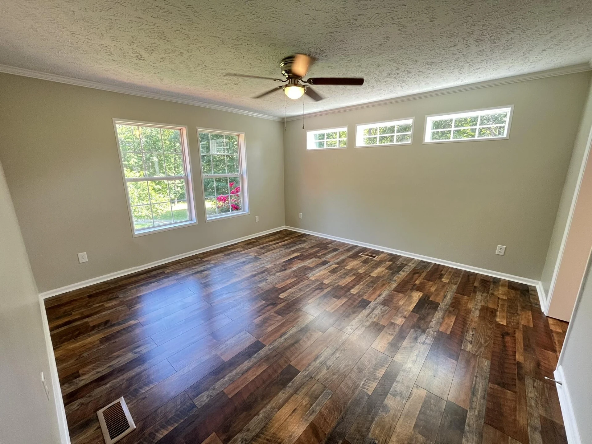 342 Montevista RD - Photo 11