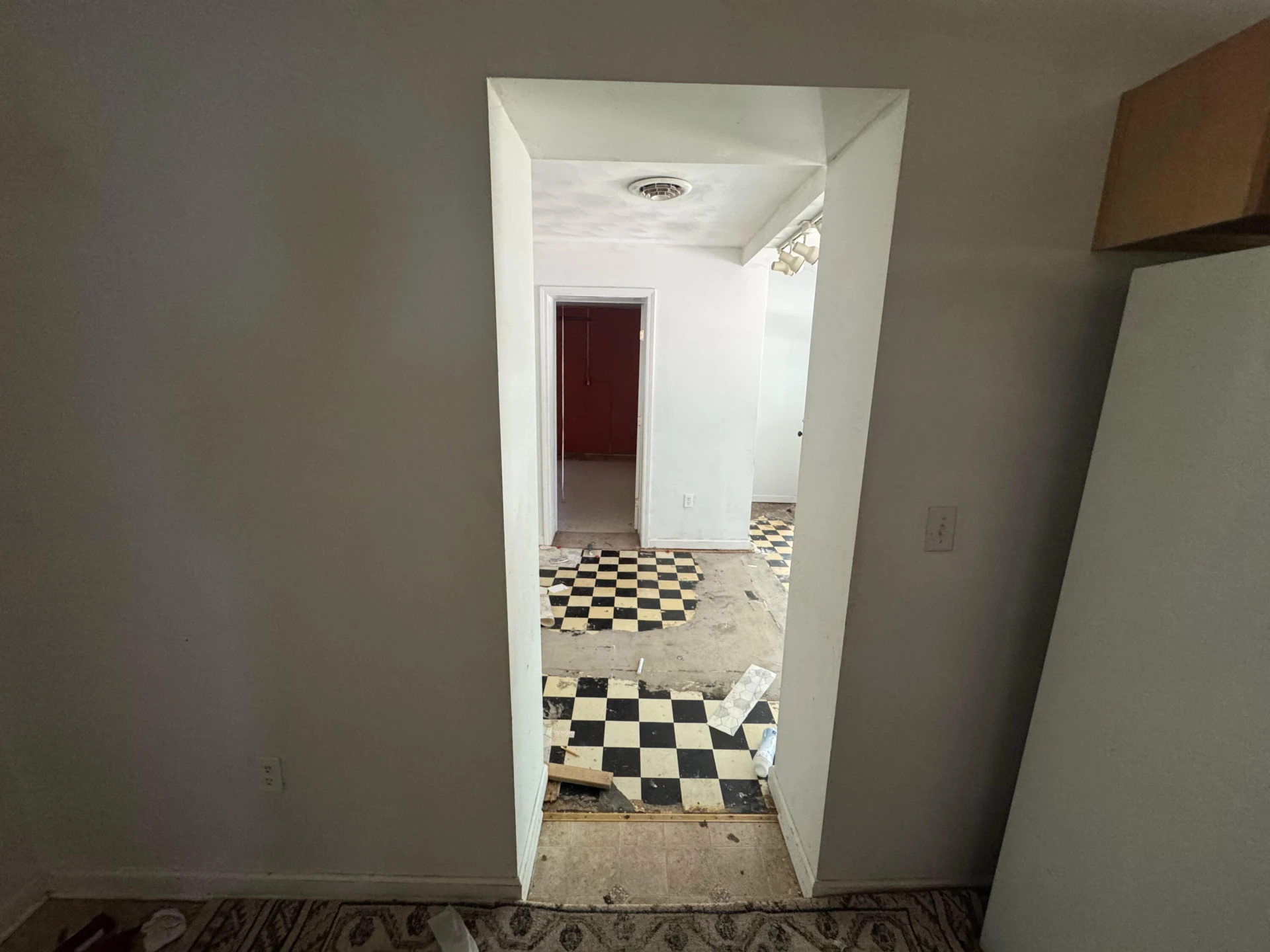 2208 Plantation RD - Photo 8