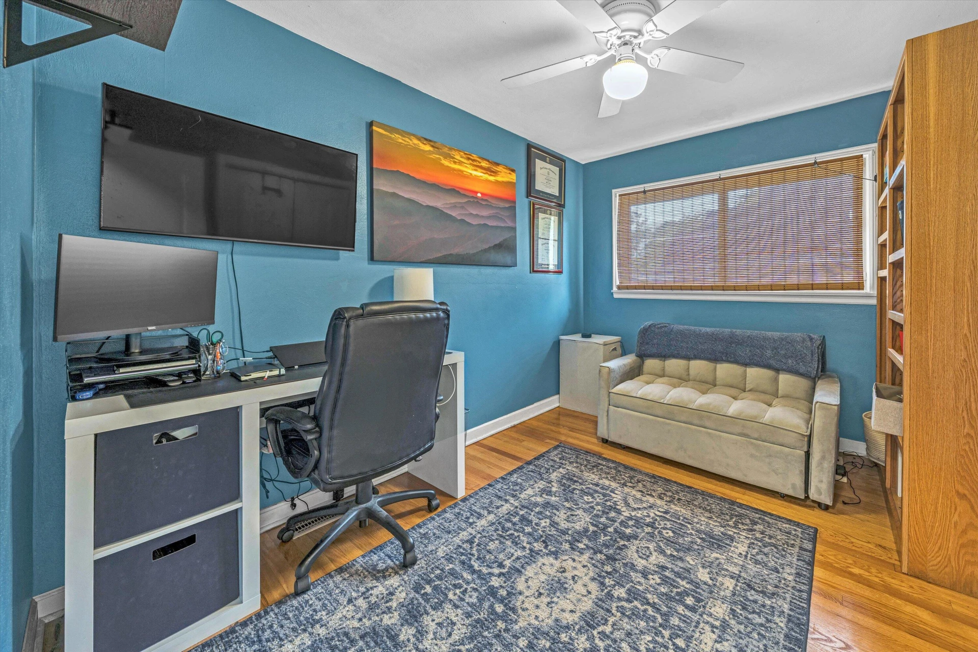 705 Hugh AVE - Photo 12