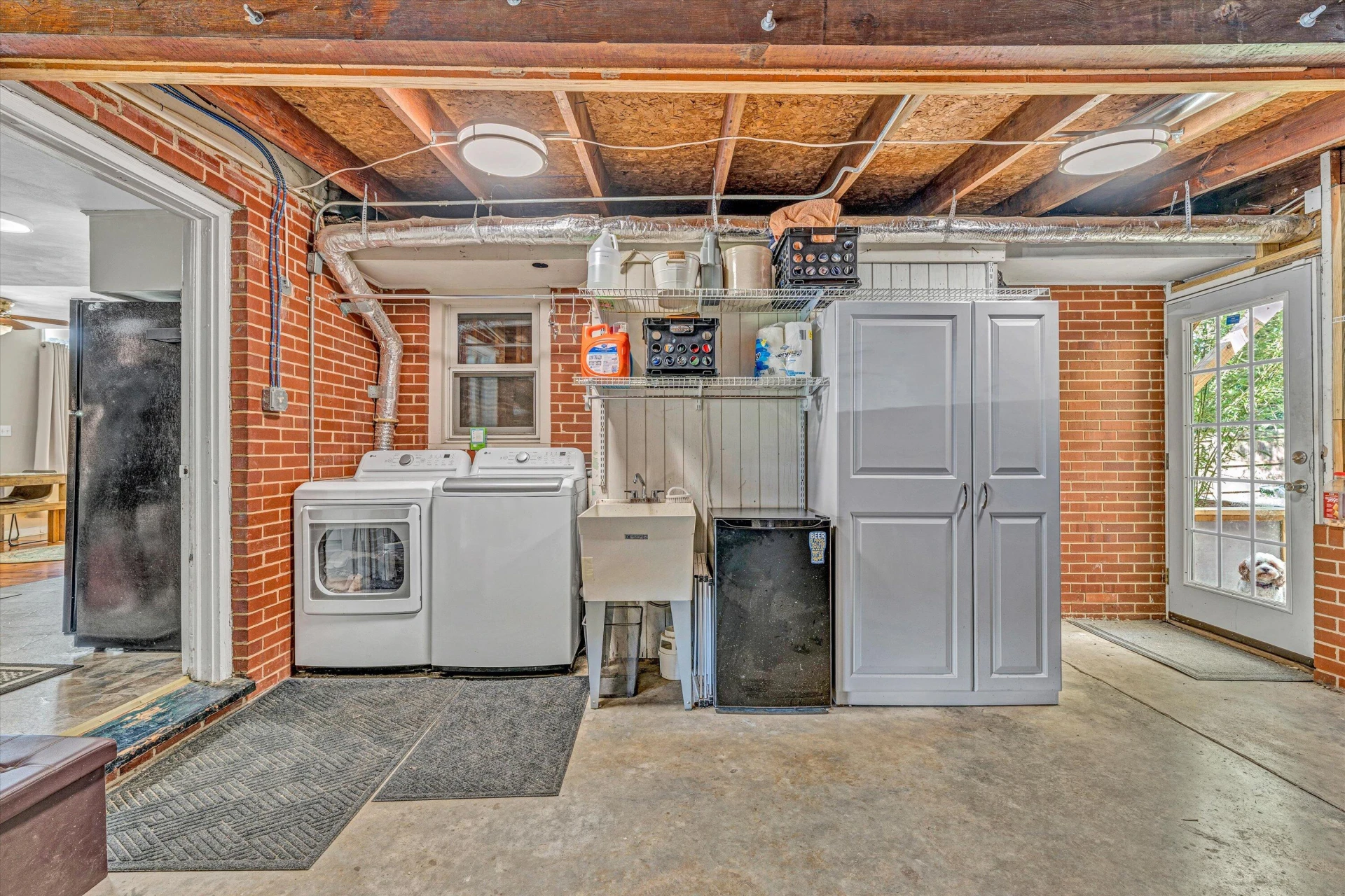 705 Hugh AVE - Photo 16