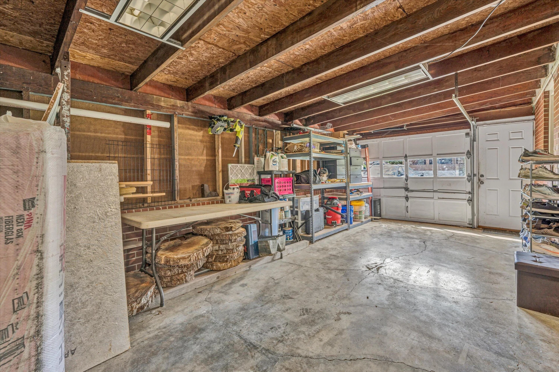 705 Hugh AVE - Photo 17