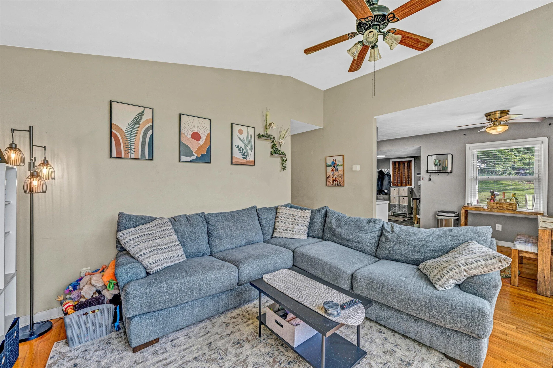 705 Hugh AVE - Photo 7