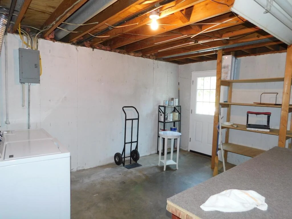 4029 Kentland DR - Photo 28