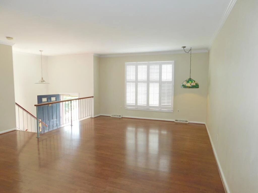 4029 Kentland DR - Photo 3