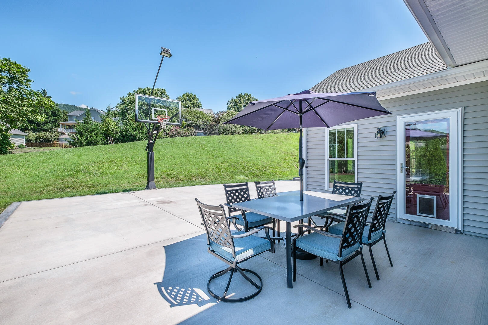 5681 Sullivan LN - Photo 8