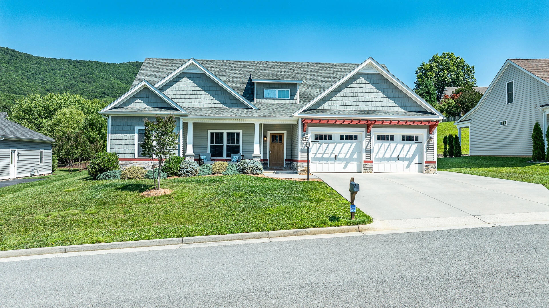 5681 Sullivan LN - Photo 57