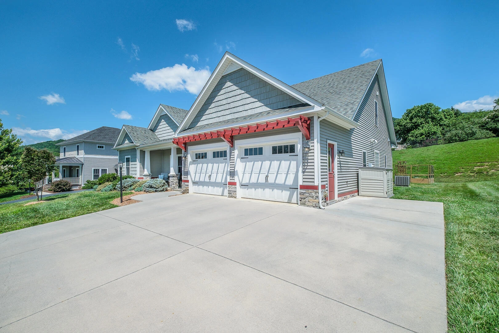 5681 Sullivan LN - Photo 58