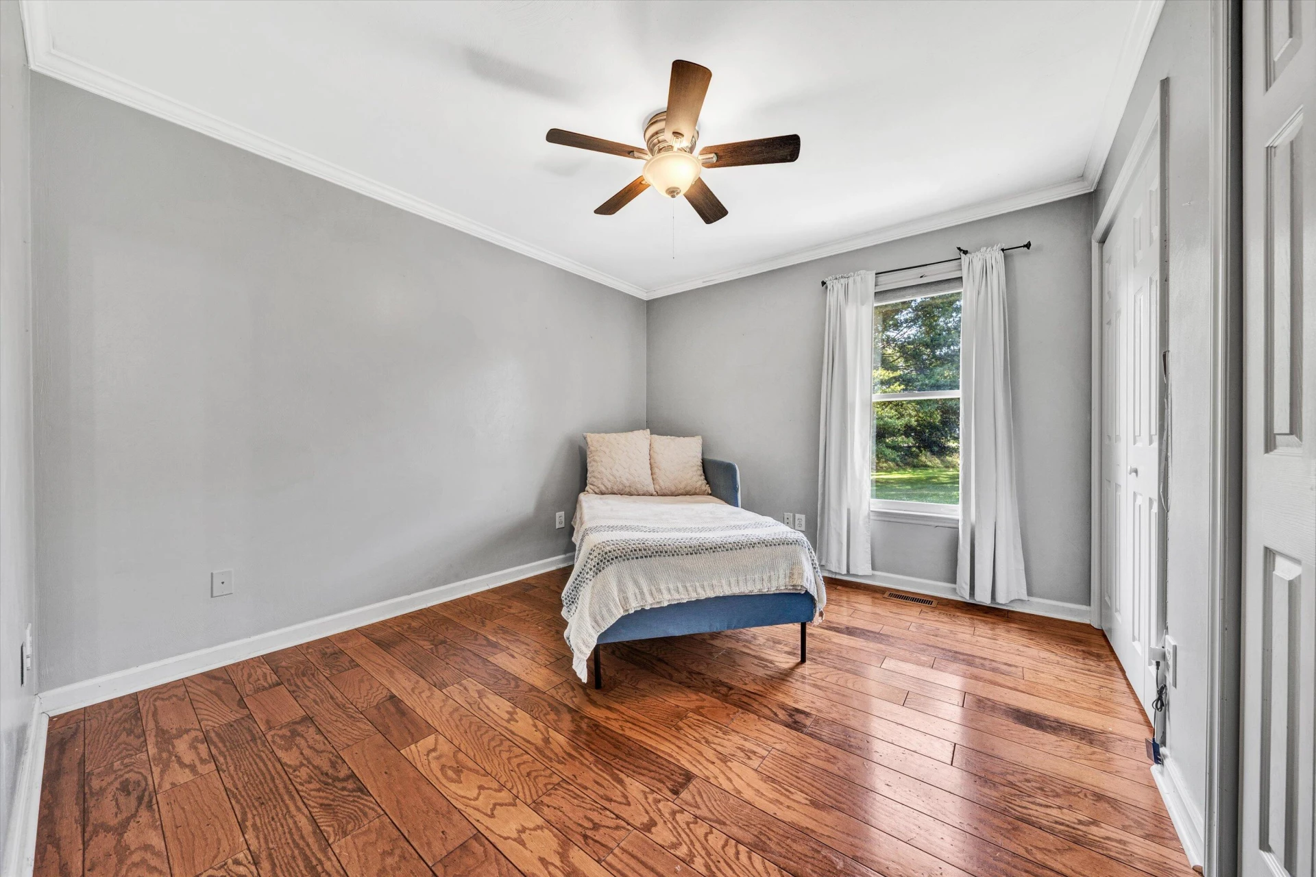 11254 Lee HWY - Photo 23