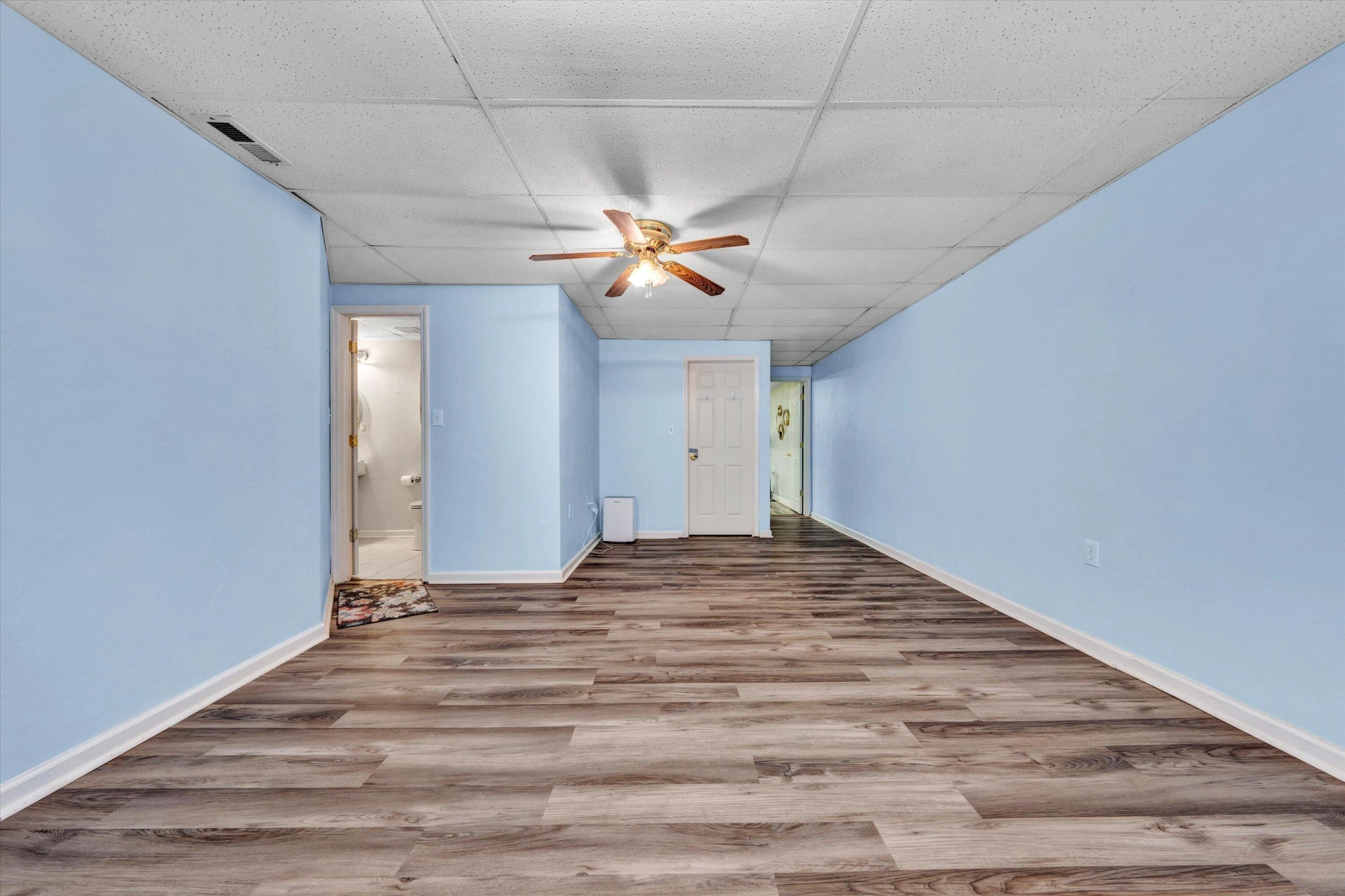 11254 Lee HWY - Photo 30