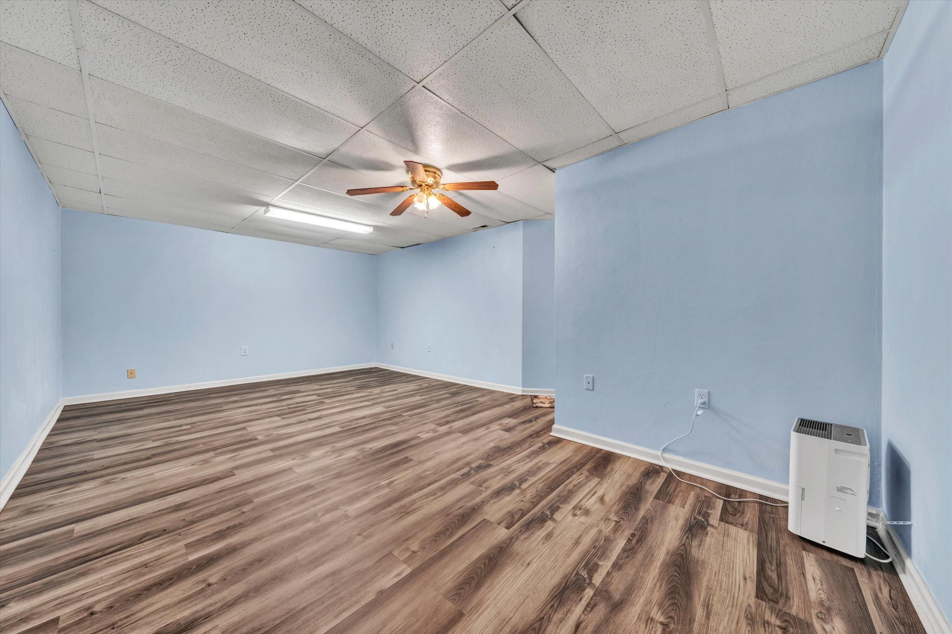 11254 Lee HWY - Photo 31