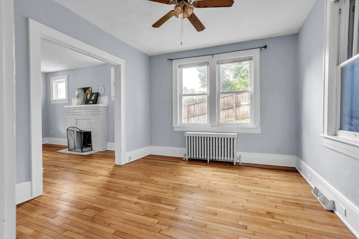 2126 Colgate ST - Photo 15