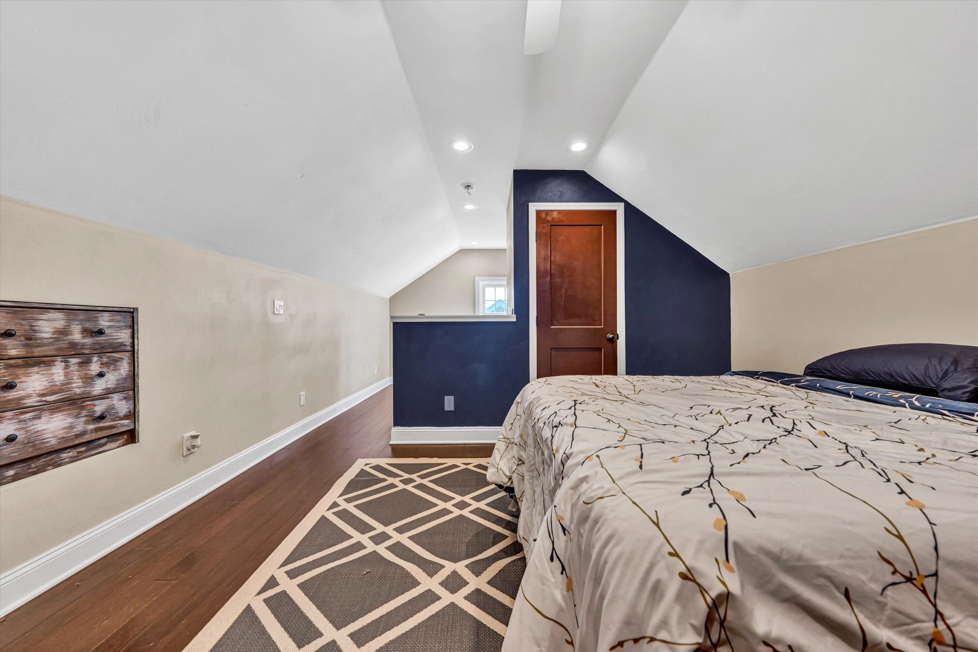 2208 Kenwood BLVD - Photo 23