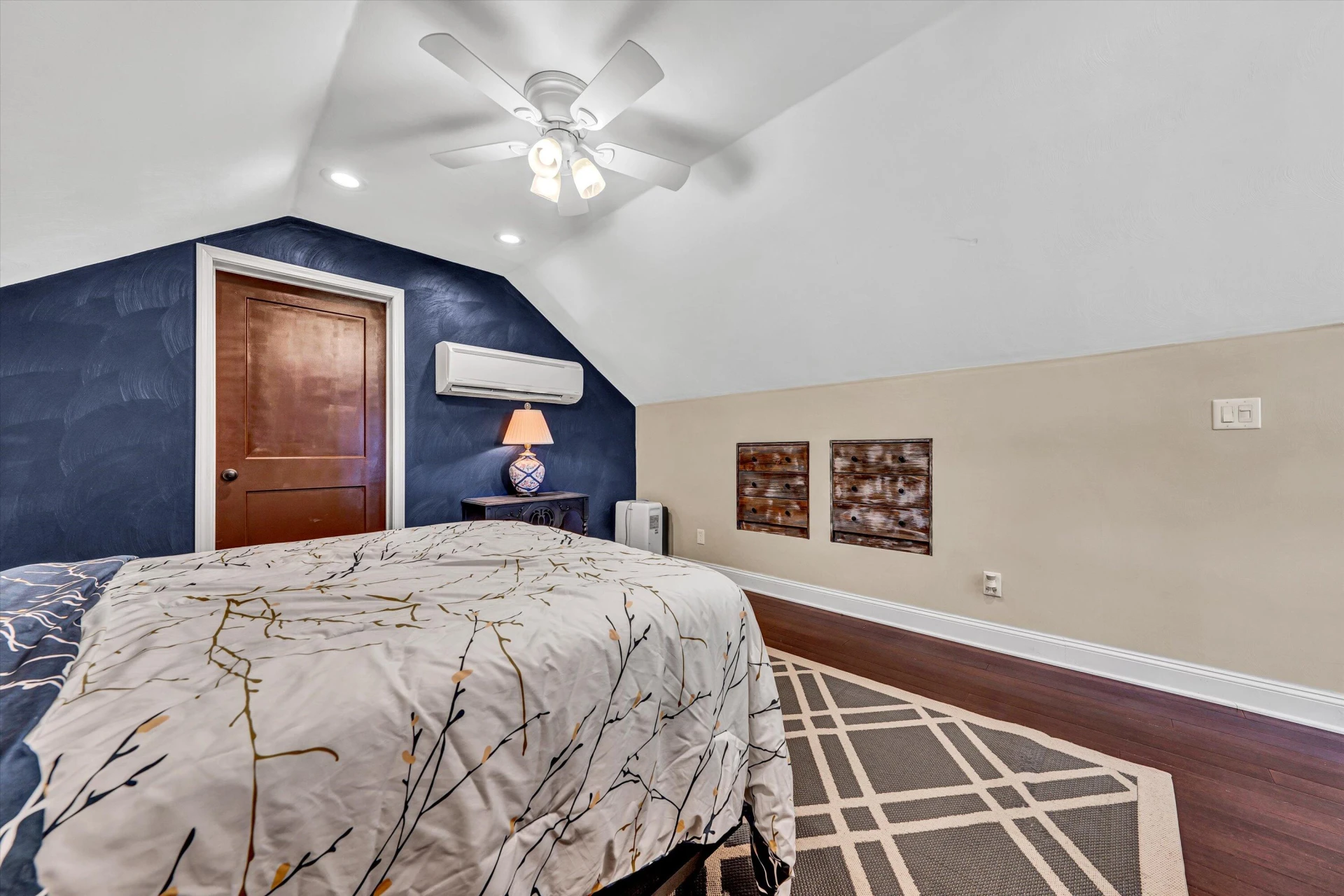 2208 Kenwood BLVD - Photo 25