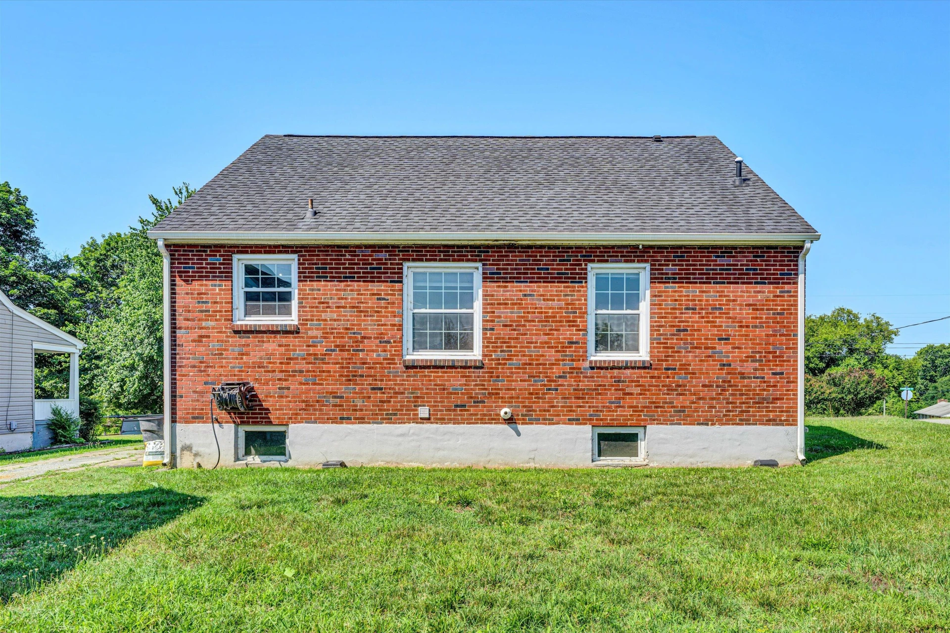 2208 Kenwood BLVD - Photo 35