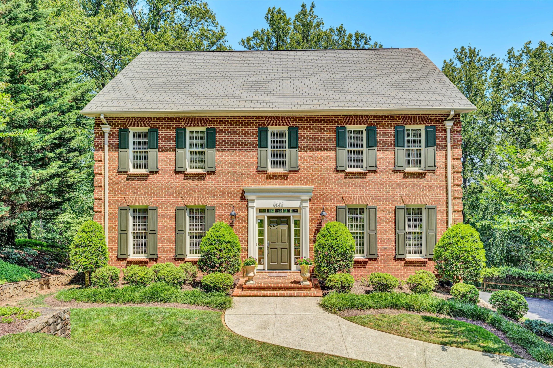 3324 Peakwood DR - Photo 8