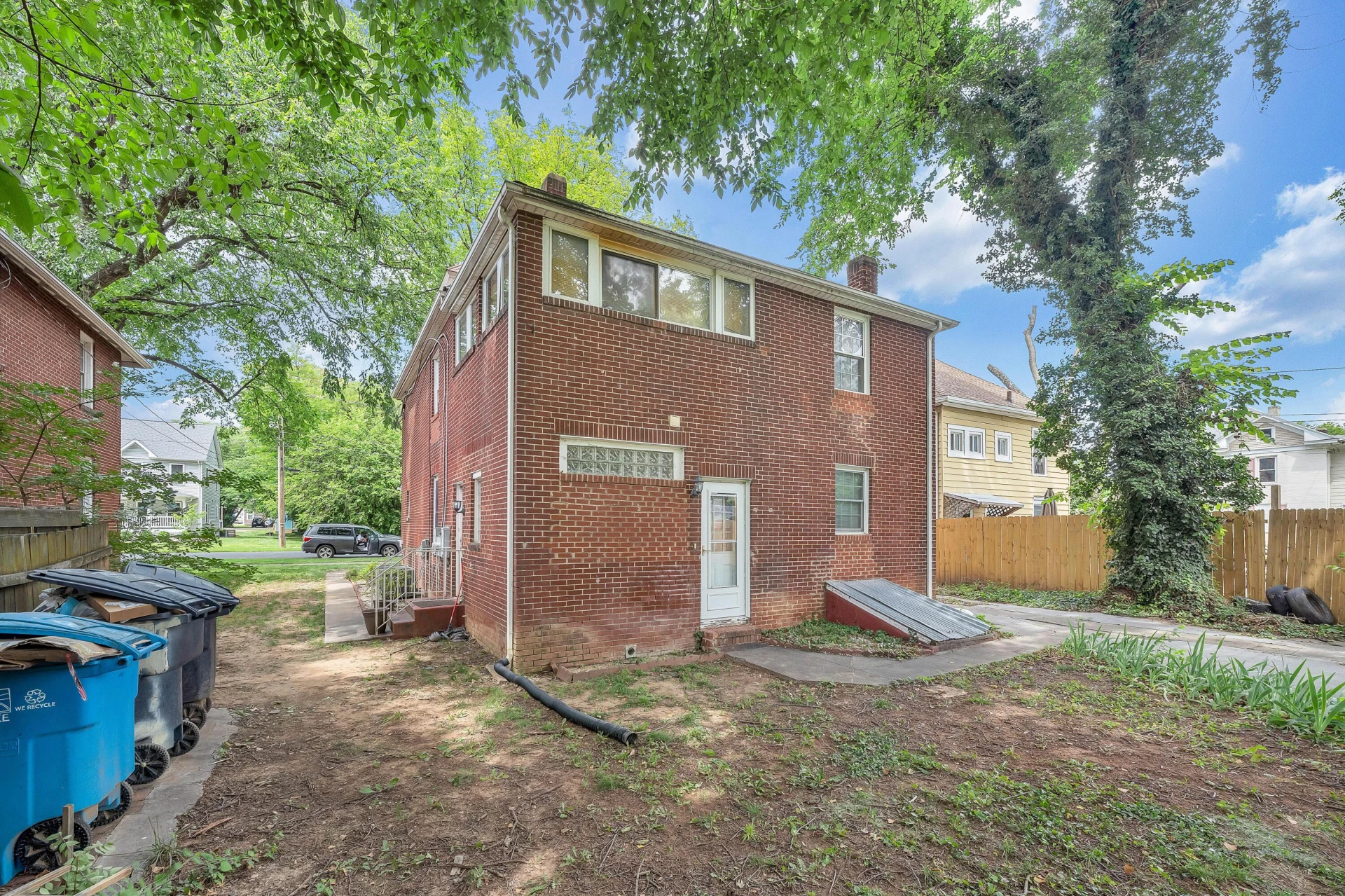 1406 Melrose AVE - Photo 29