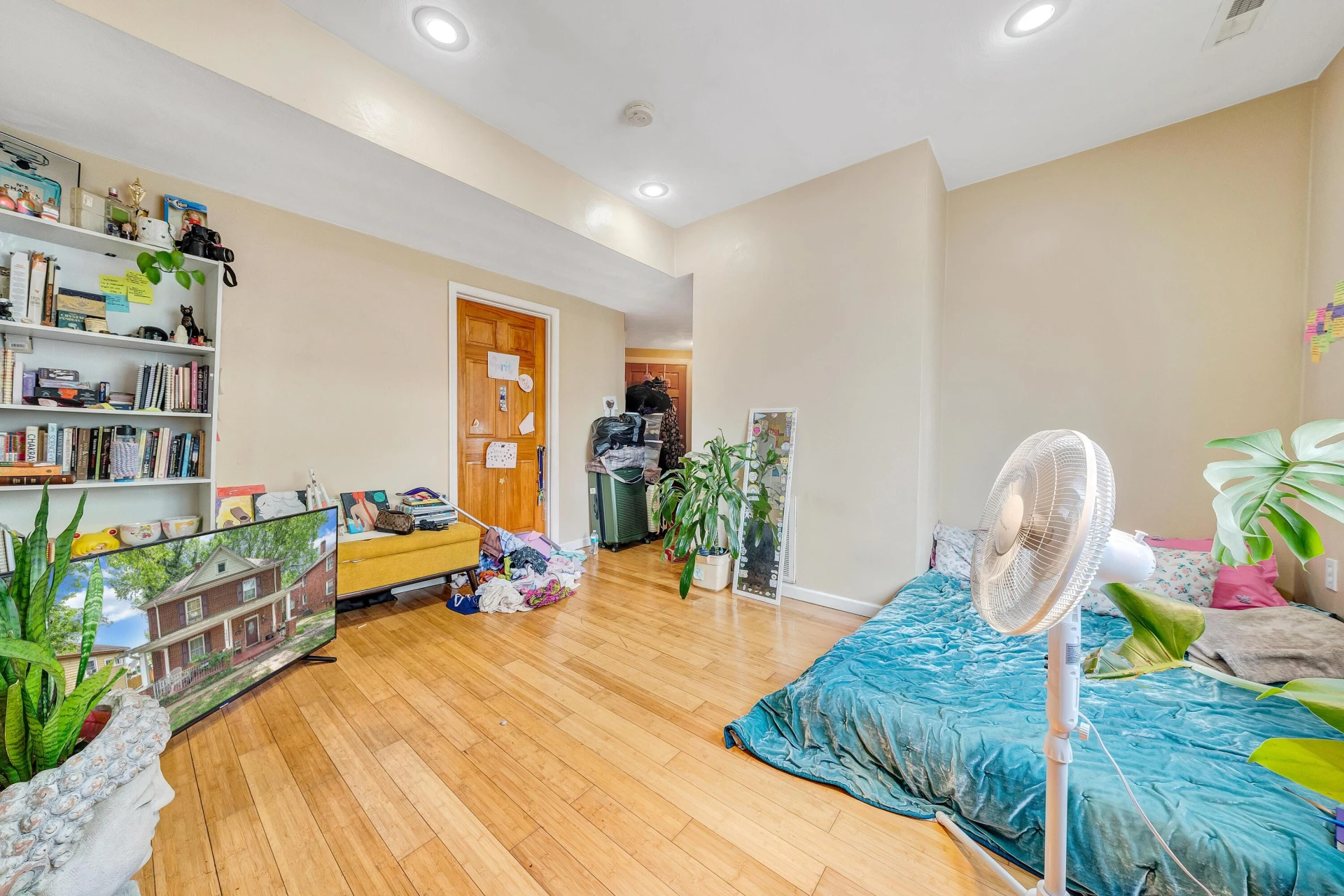 1406 Melrose AVE - Photo 5