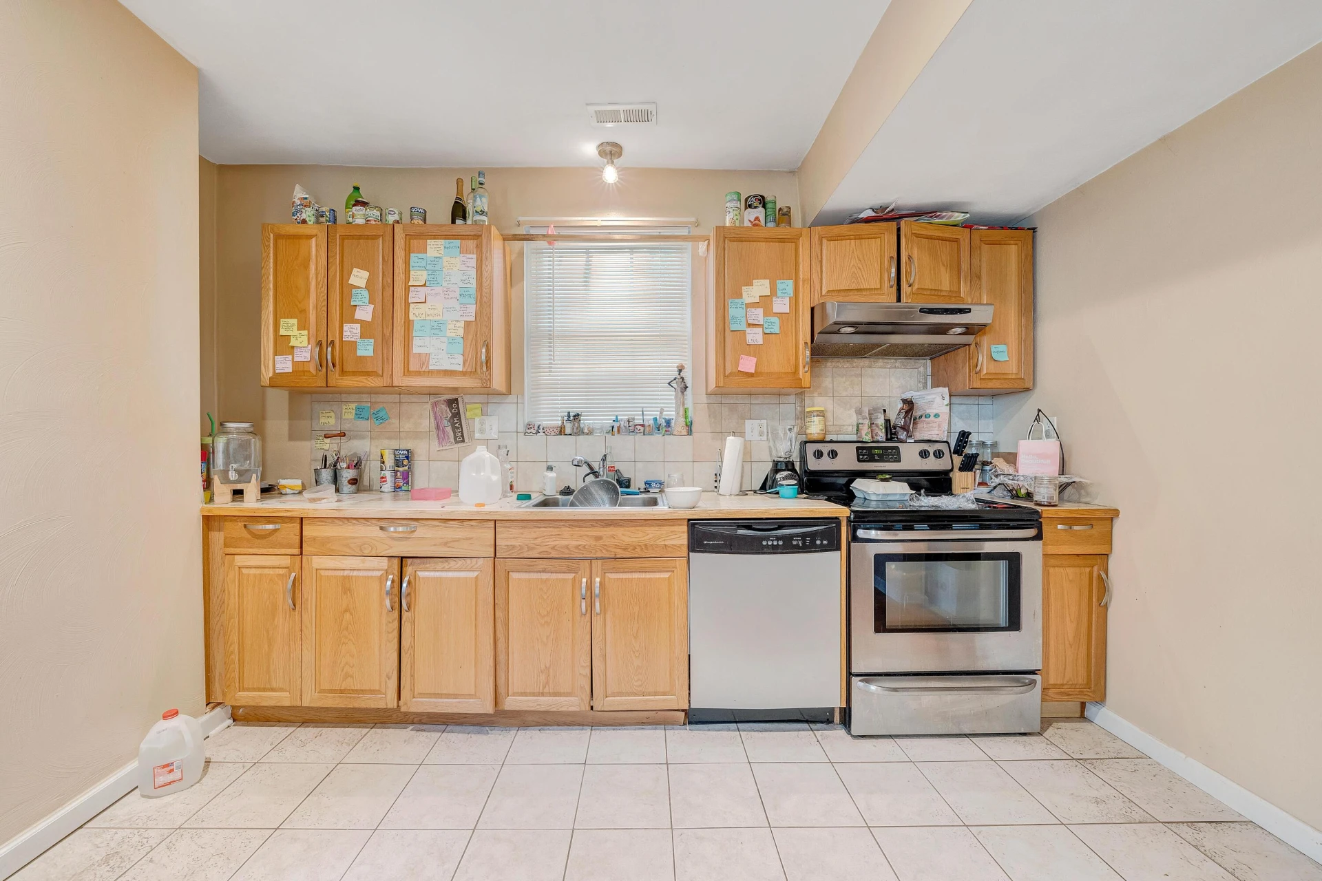 1406 Melrose AVE - Photo 8