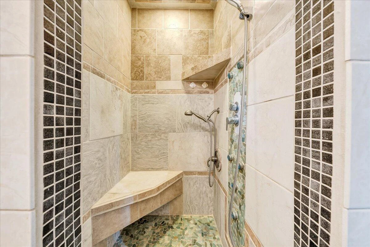 7976 Grassy Hill RD - Photo 14