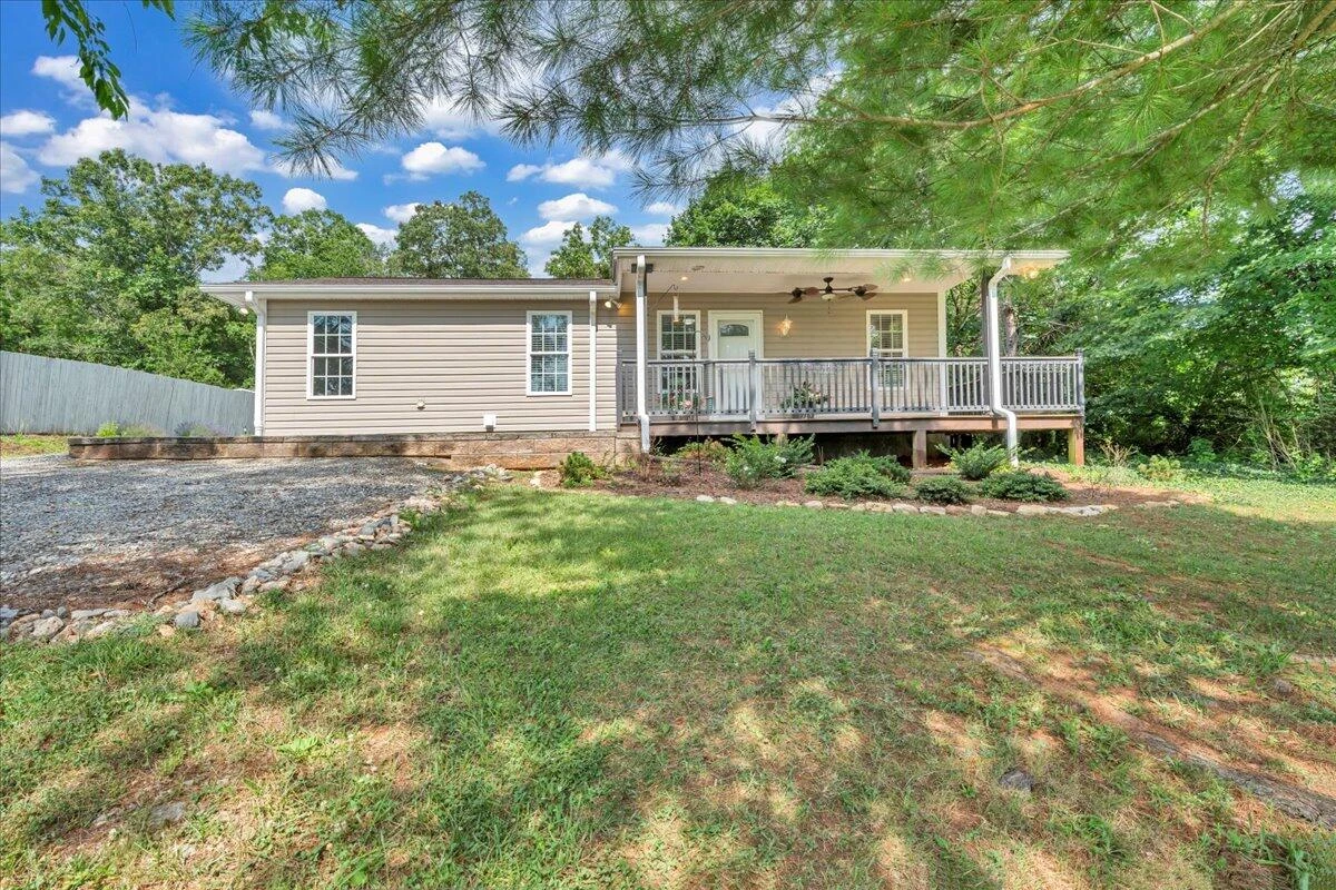 7976 Grassy Hill RD - Photo 2