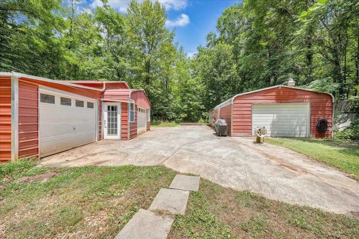 7976 Grassy Hill RD - Photo 26