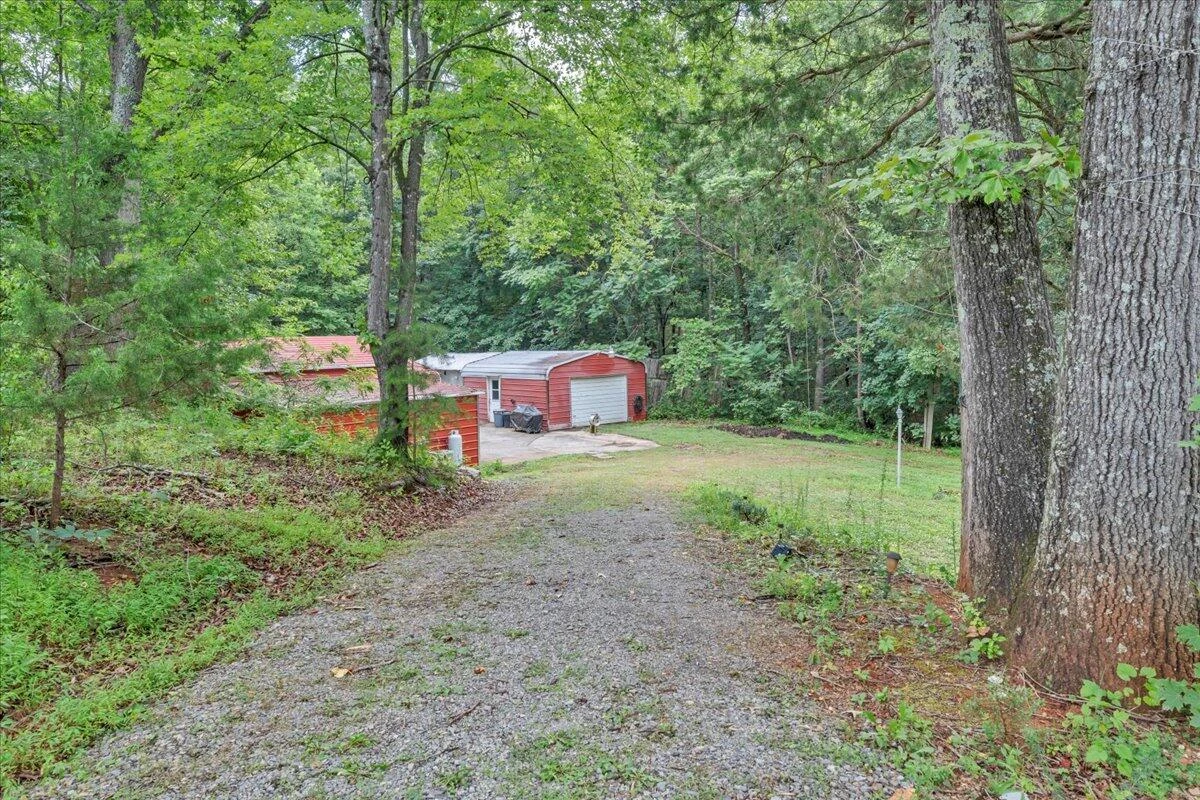 7976 Grassy Hill RD - Photo 31