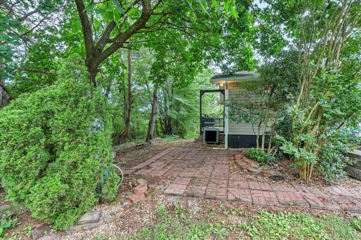 7976 Grassy Hill RD - Photo 33