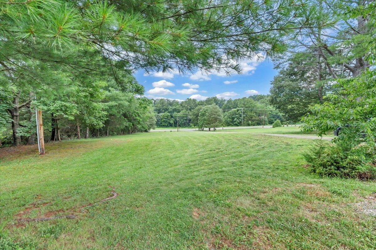 7976 Grassy Hill RD - Photo 34