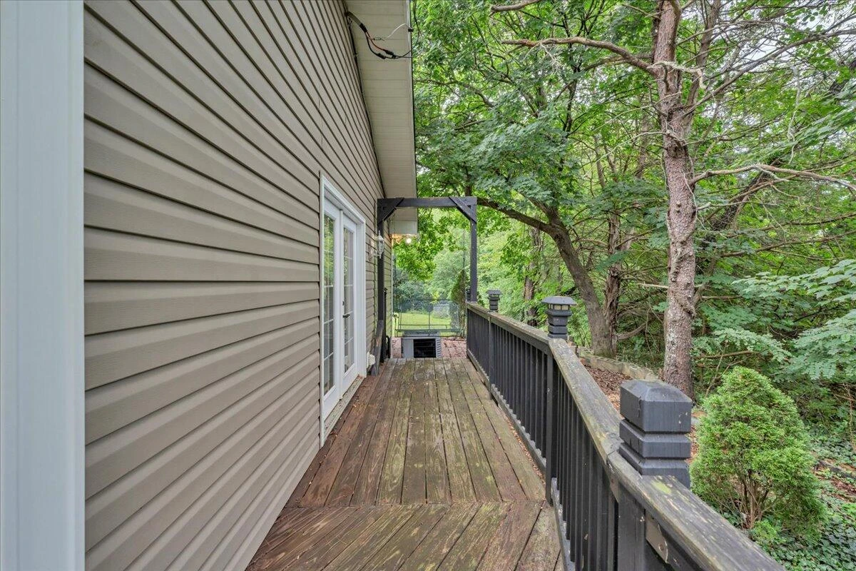 7976 Grassy Hill RD - Photo 35