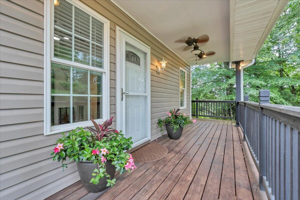 7976 Grassy Hill RD - Photo 36
