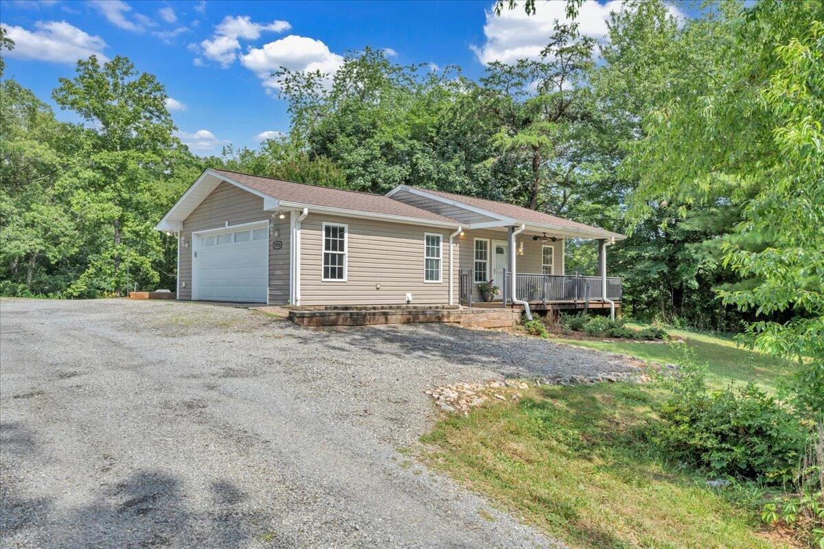 7976 Grassy Hill RD - Photo 37