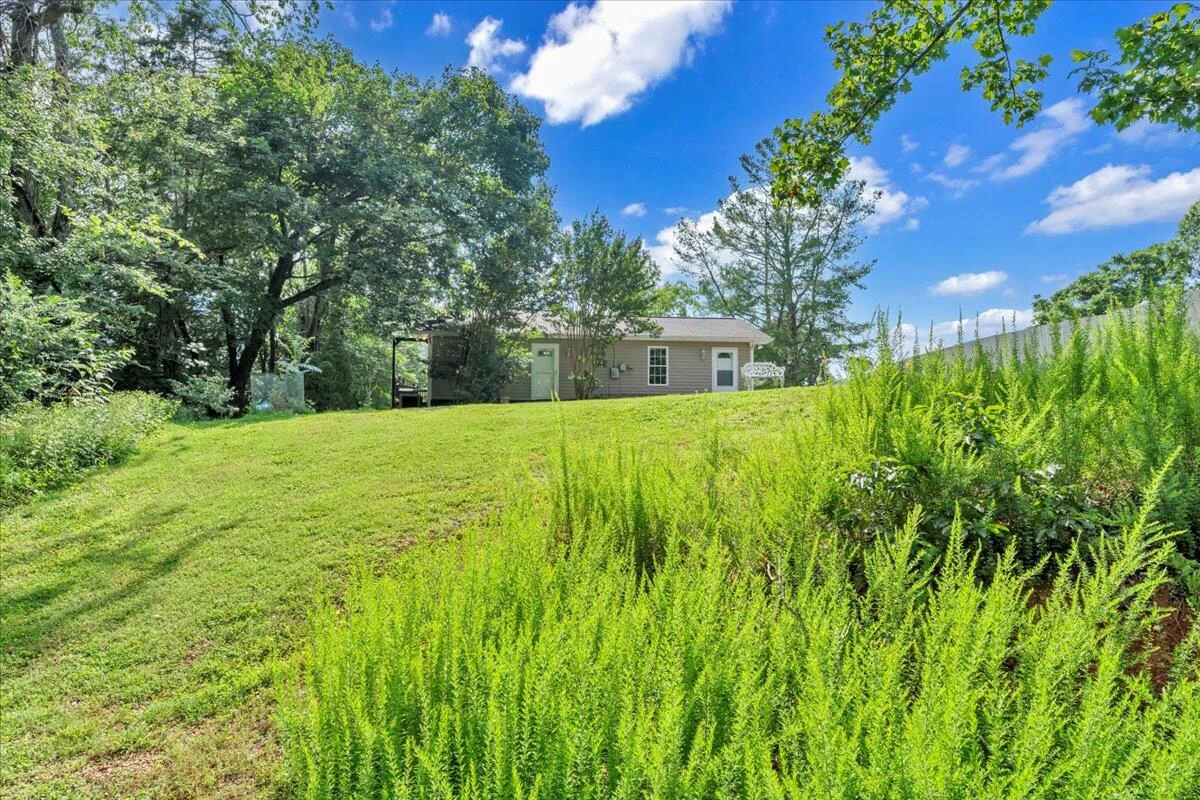 7976 Grassy Hill RD - Photo 43