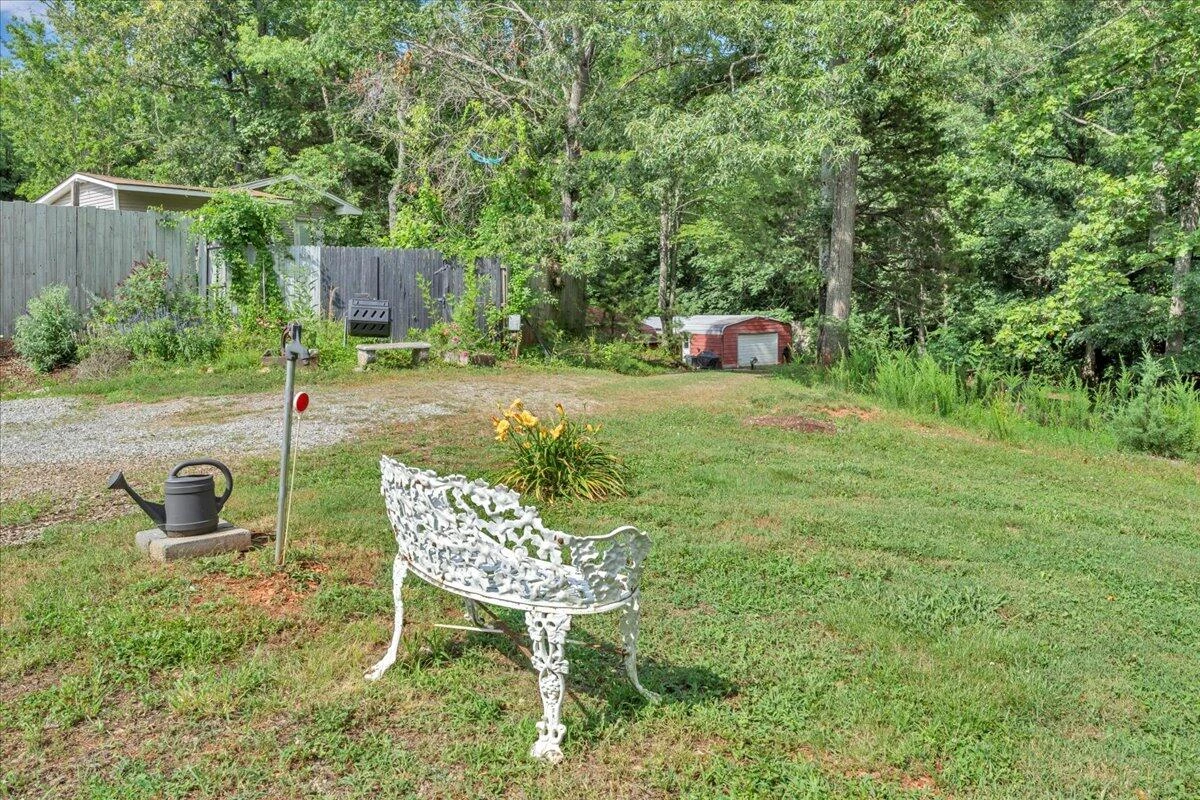 7976 Grassy Hill RD - Photo 47
