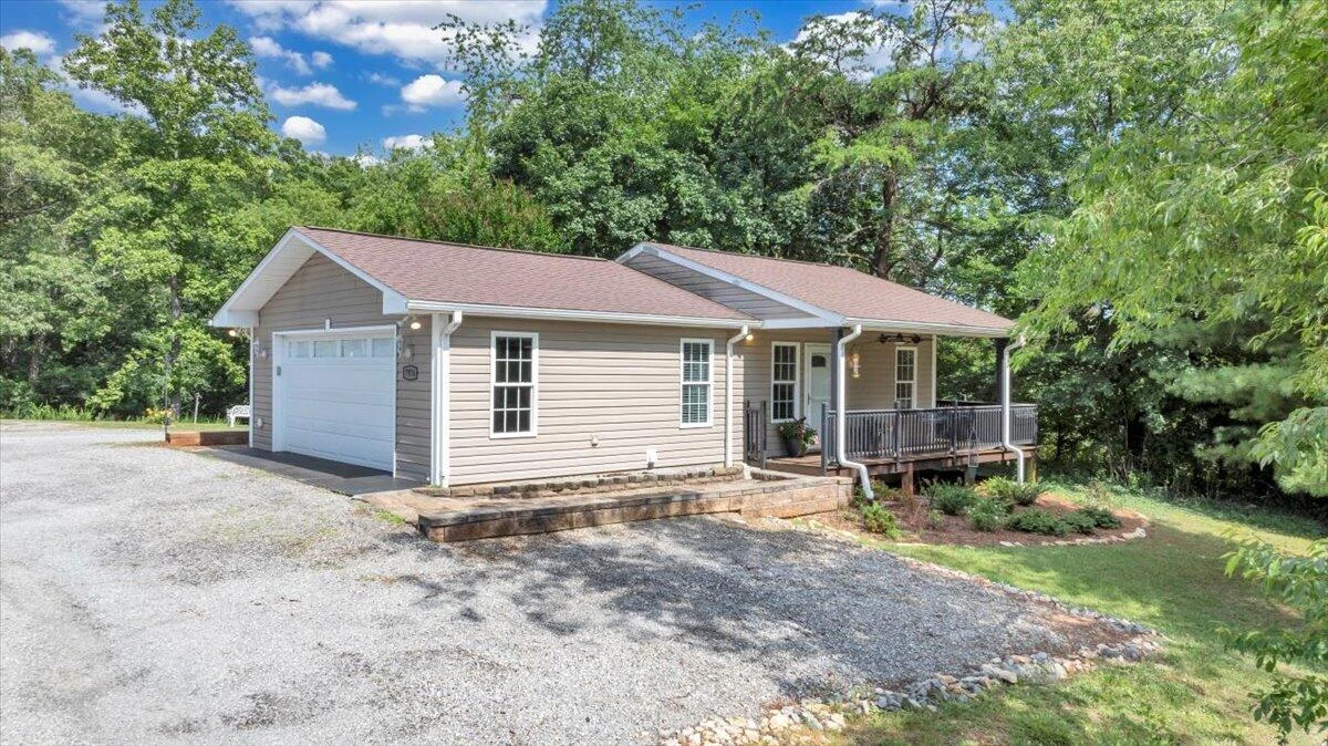 7976 Grassy Hill RD - Photo 72