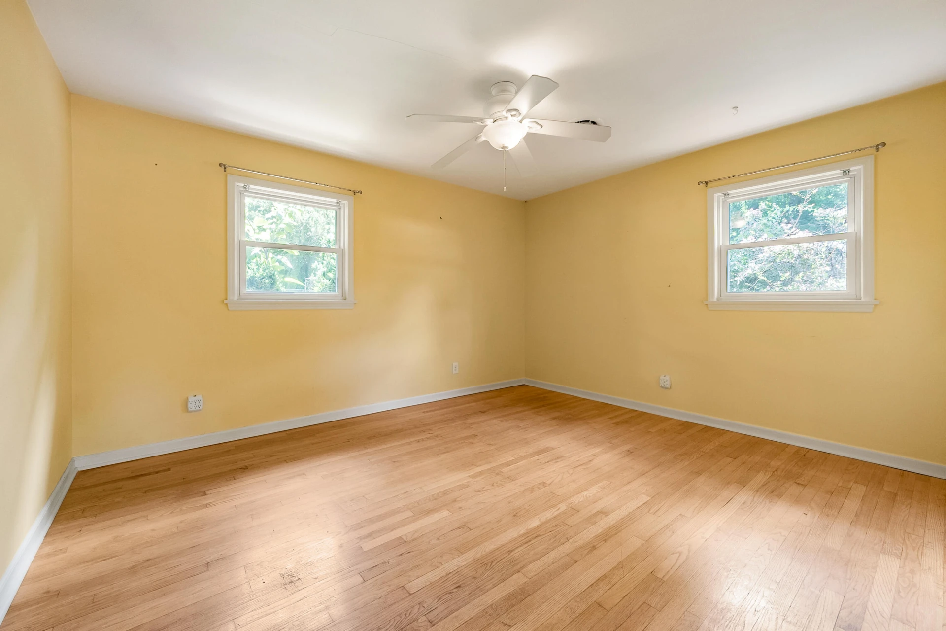201 Woods Gap RD - Photo 17