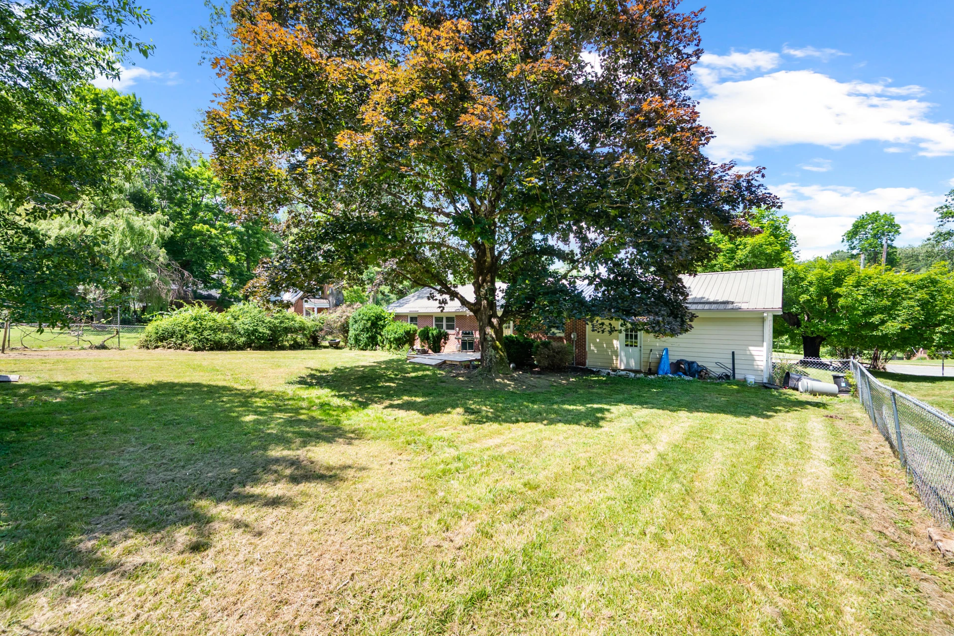 201 Woods Gap RD - Photo 33