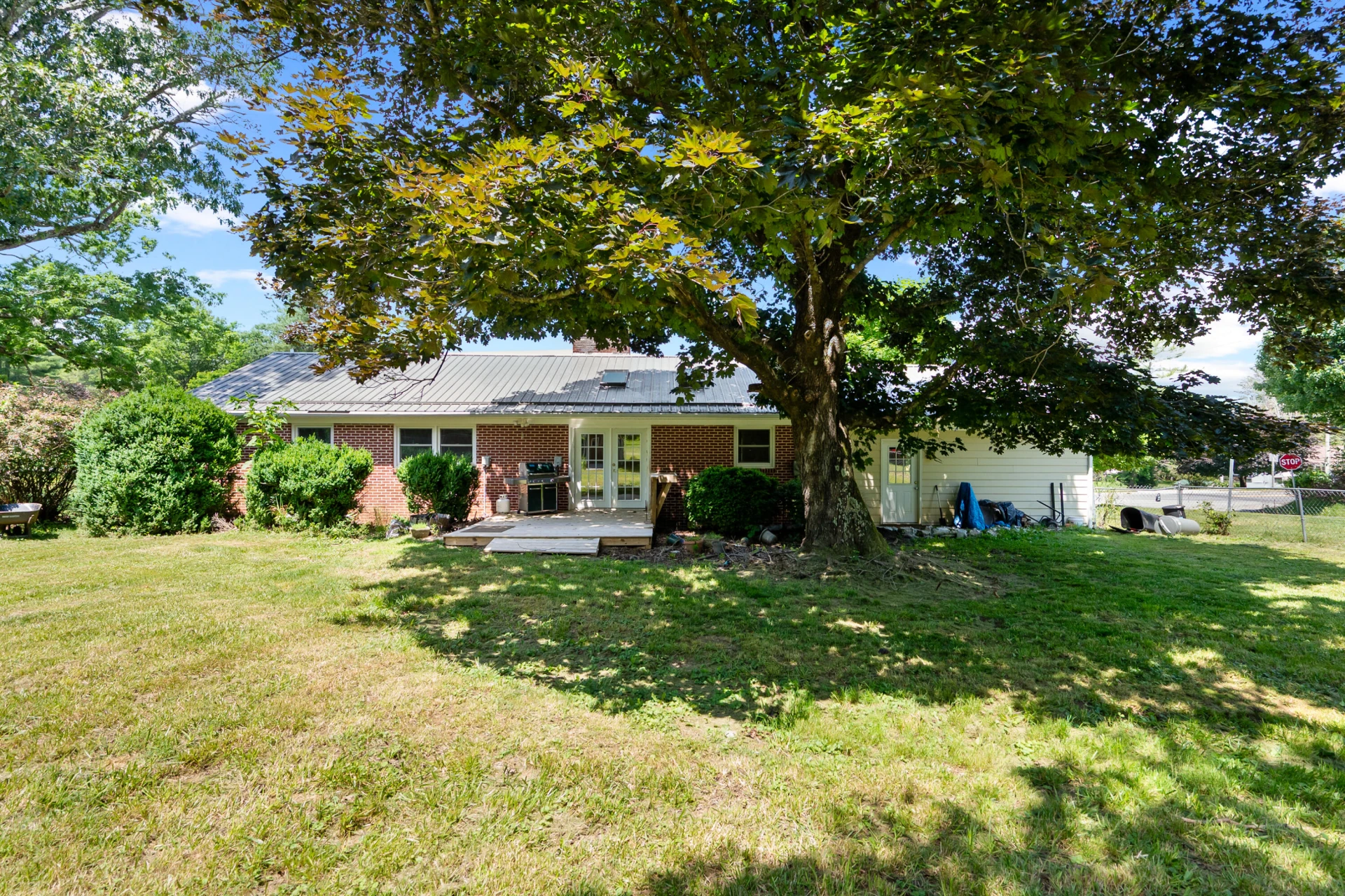 201 Woods Gap RD - Photo 34