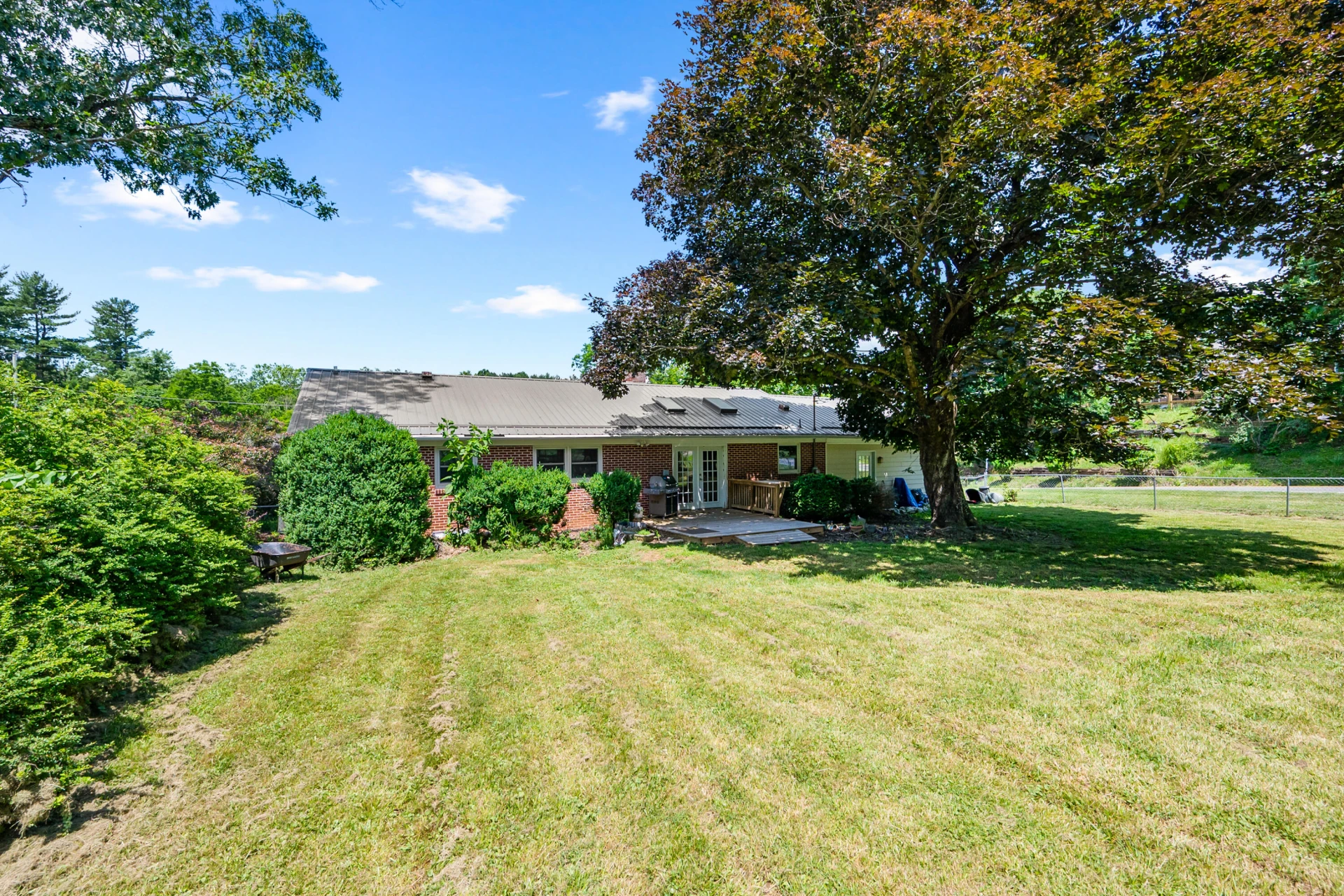 201 Woods Gap RD - Photo 35