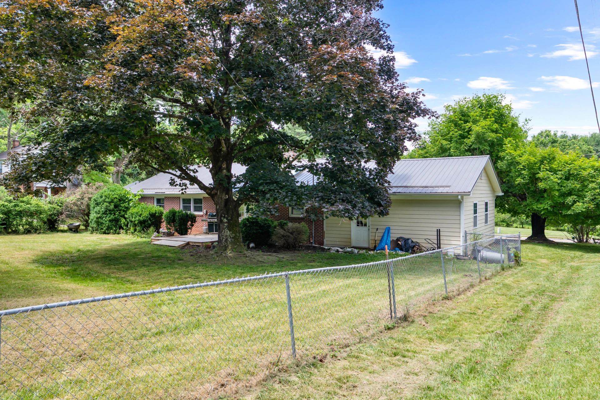 201 Woods Gap RD - Photo 39