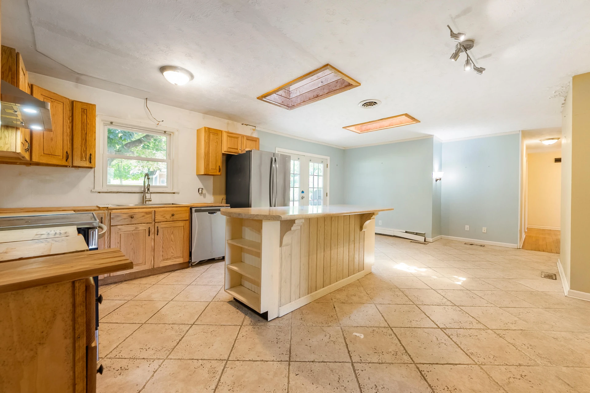 201 Woods Gap RD - Photo 8