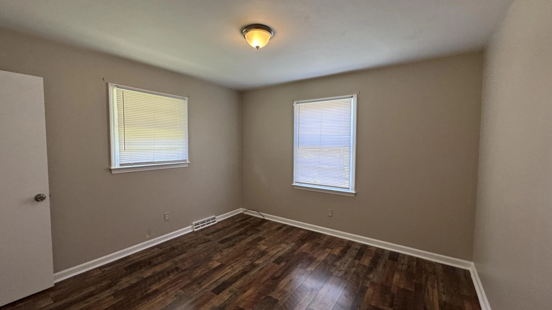 2315 Meadowbrook RD - Photo 10