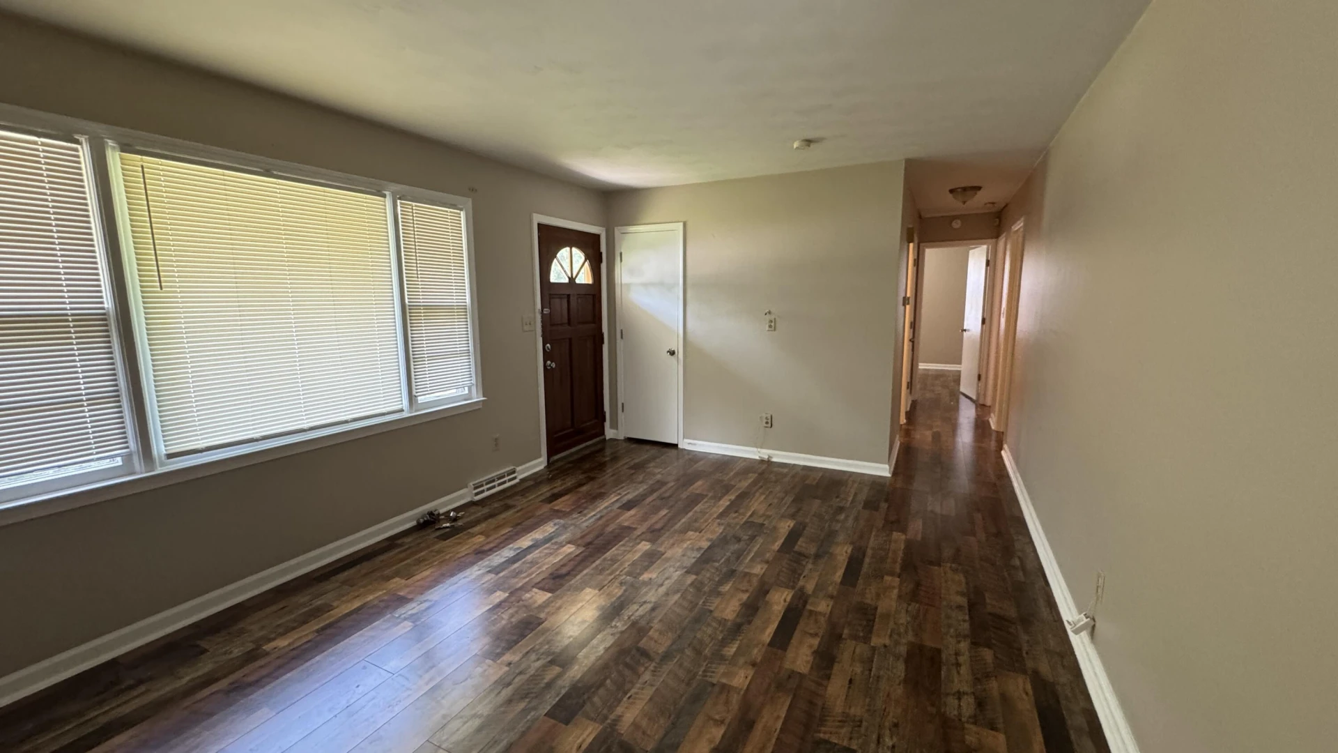 2315 Meadowbrook RD - Photo 3